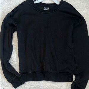 Medium 7/8 Girls Black Long Sleeve Sweatshirt